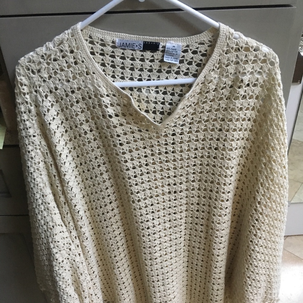 Vintage Creamy lace poncho